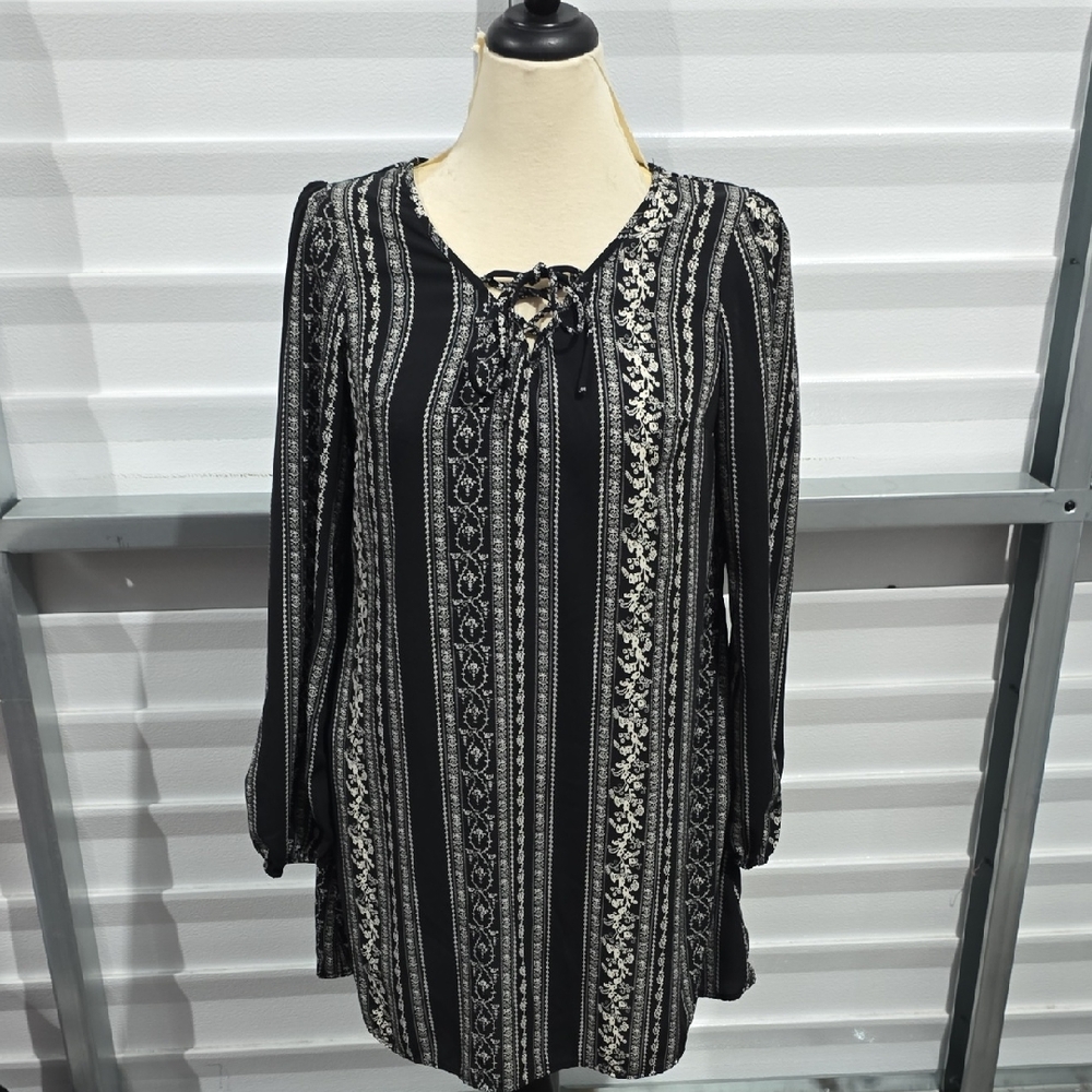 Xhilaration Black and White Patterned‎ Long Sleeve Dress Size Large